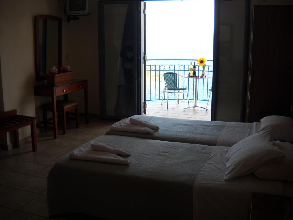 Olive Bay Hotel Agia Efimia Room photo