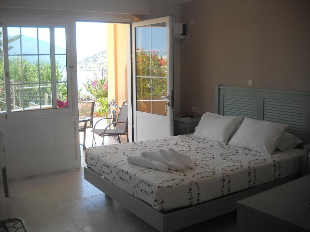 Olive Bay Hotel Agia Efimia Room photo